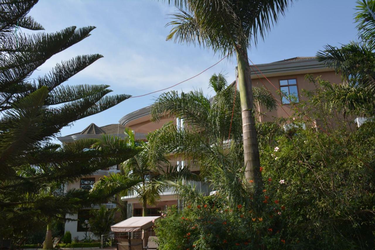 Nejobugg Palace Hotel Nkoanrua Exterior foto