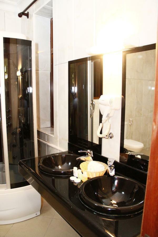 Nejobugg Palace Hotel Nkoanrua Cameră foto