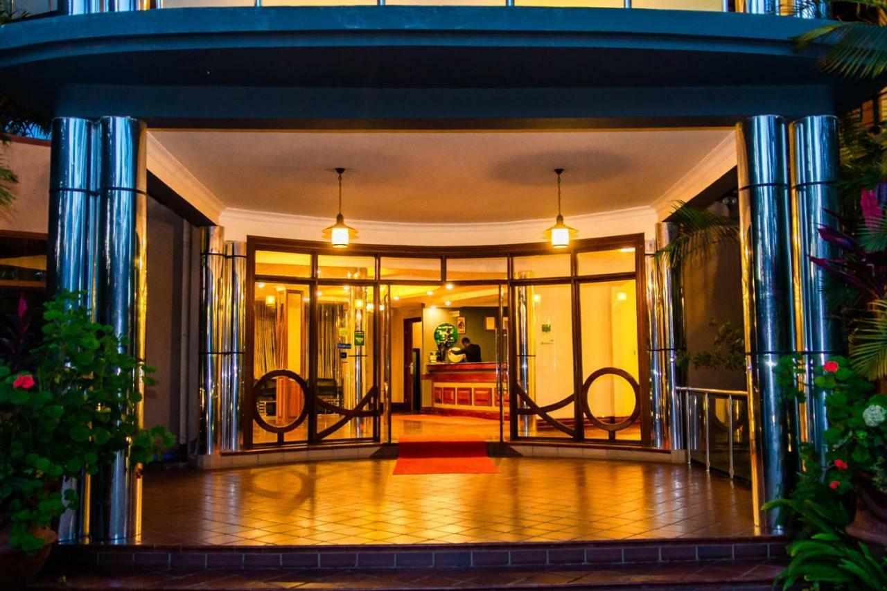 Nejobugg Palace Hotel Nkoanrua Exterior foto